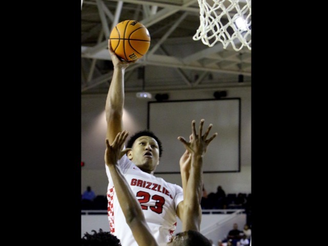 Grizzlies claim Coke Classic championship