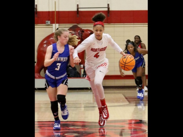  Lady Bears move into 6A-Central lead with home win vs. Conway; Grizzlies win in OT