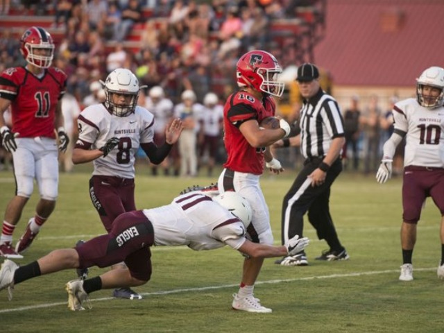 Williams runs hard for Cards