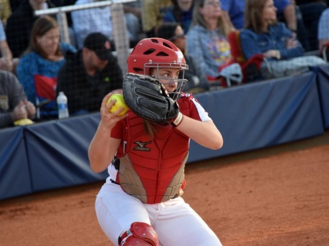Reed perfect behind the plate for Farmington