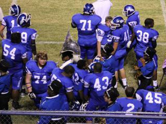 Mustangs participate in 7-on-7 team camp Wednesday at HWH