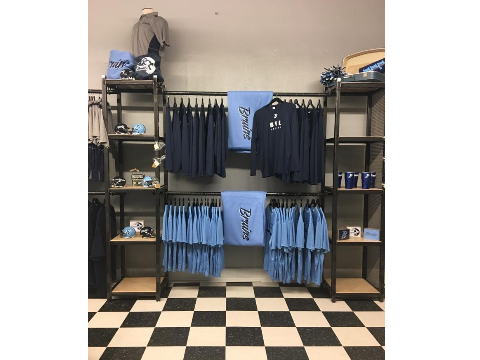 Bruin Spirit Shop Opens at Moxie on Second