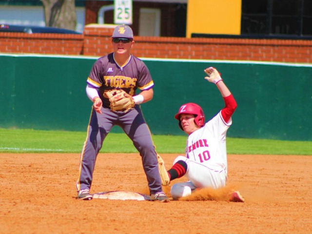Late step grandfather inspires Smallwood in 3-2 win over Prairie Grove