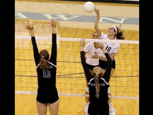 Shawnee sweeps Newcastle