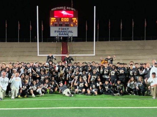 SEMINOLE CLAIMS AREA CHAMPIONSHIP WITH 39–27 WIN OVER GLEN ROSE