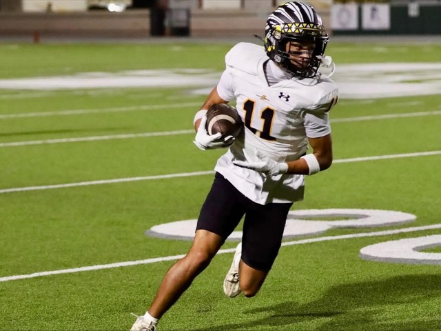 Seminole Dominates Monahans, 42–13, Behind Explosive Offense