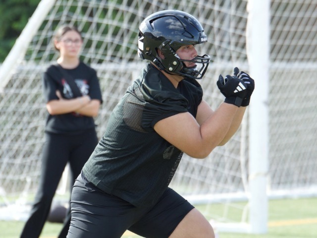 Preseason Pick: OL Payan chosen as top tackle in the RGV 