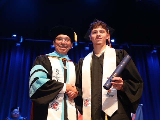 Prado, Estrada sign to play at Texas Southmost College