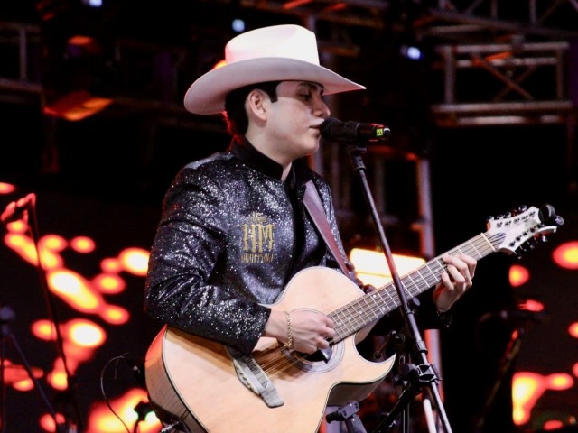 Volleyball to host Edinburg Vela in the first round of the playoffs