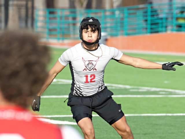 Volleyball to host Edinburg Vela in the first round of the playoffs