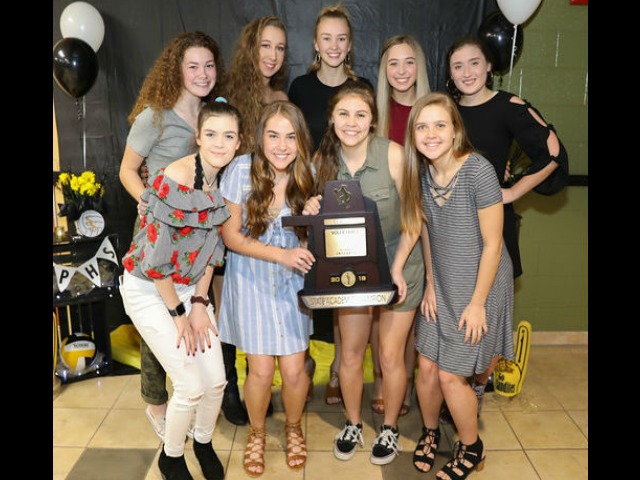 Sandites celebrate academic state championship at banquet