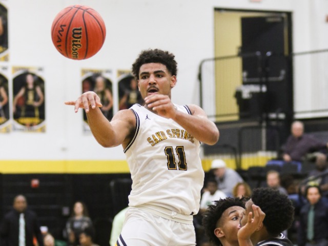BOYS BASKETBALL: Richardson scores 16, Sandites beat Muskogee, 57-52