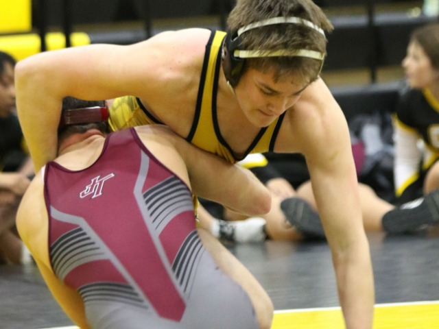 STATE WRESTLING: Sand Springs places 7th, Wiseley, Patton earn second