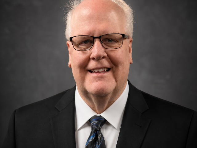 Dr. Blake Daney named new team doctor for Miamisburg Athletics