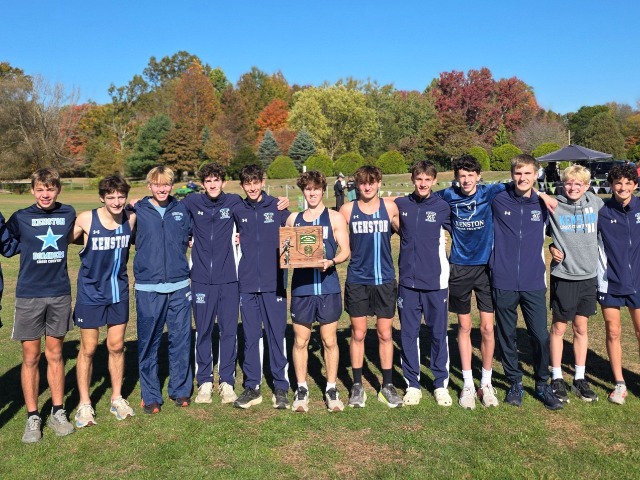 XC Boys win, Girls 3rd at Districts