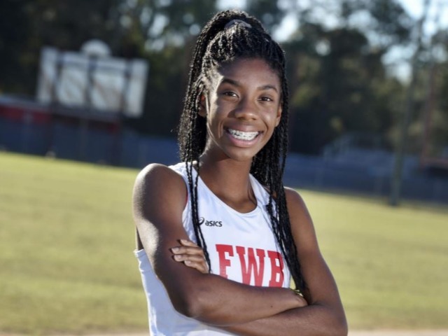 ‘A natural runner’: FWB’s Smith nabs Runner of the Year award
