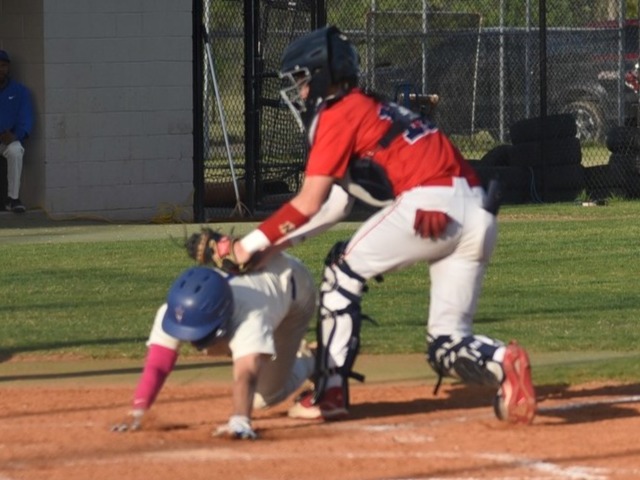Marion wins fifth straight conference game