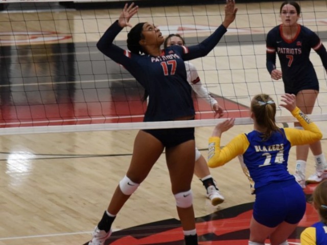 Marion downs W. Memphis in straight sets