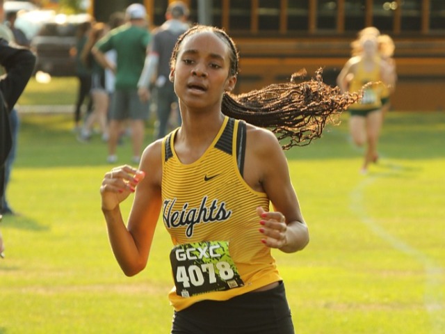 Thompson Wins Girls Varsity Race at Inaugural McNulty Invitational