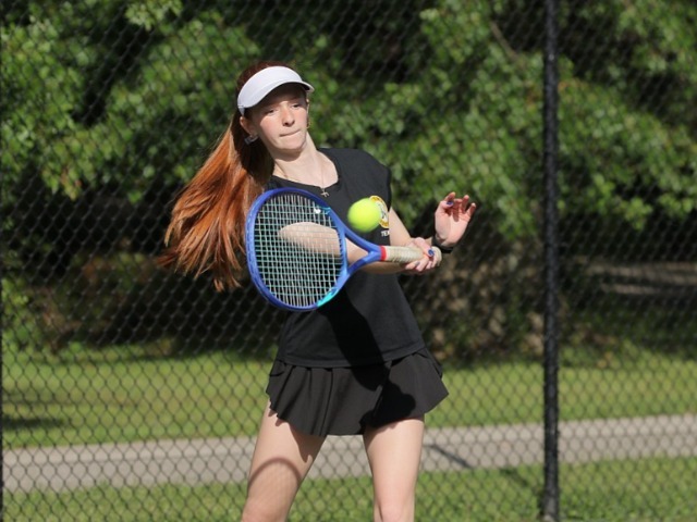 Cleveland Heights Beats North Olmsted 4-1 as Virginia Seals Victory