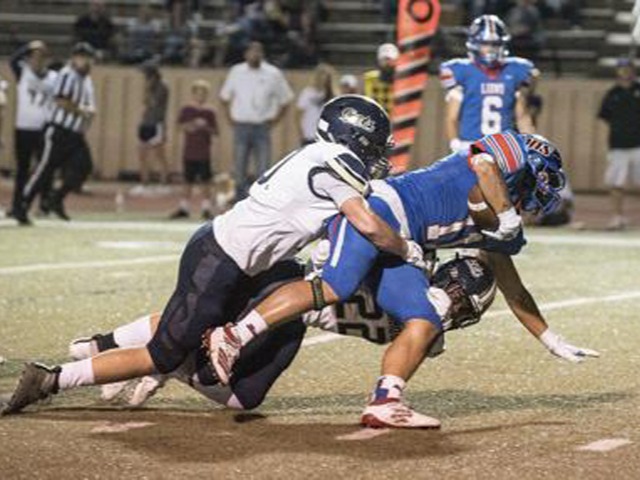 Moore not afraid to utilize as many as 10 two-way players