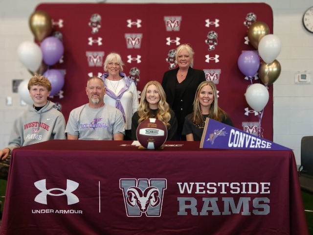 Daisy Woods Signs with Converse Volleyball