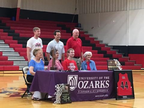 Hall signs with University of the Ozarks