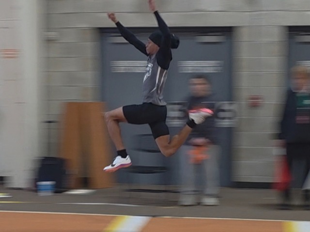 LHS Boys Basketball at Amherst (12/23/25)