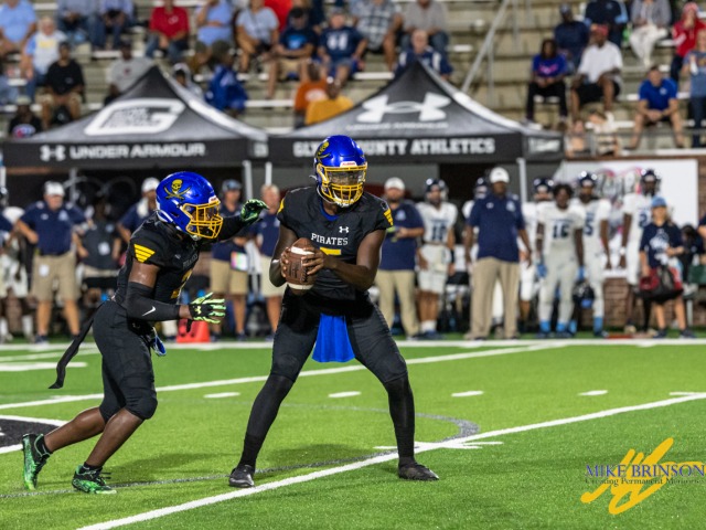 Pirates pound Panthers at home 