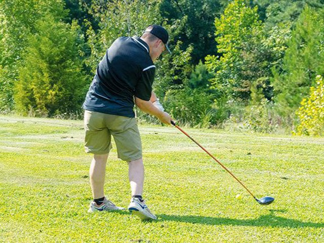 Huntsville golf teams open season