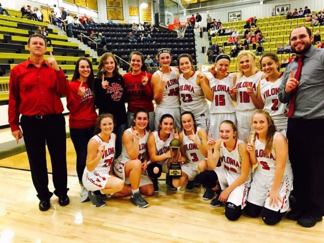 Vilonia Lady Eagles take 1st place in Clinton Tournament 