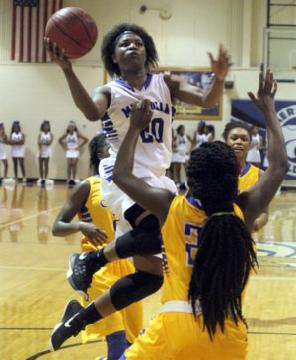 Panthers show poise late vs. Meridian