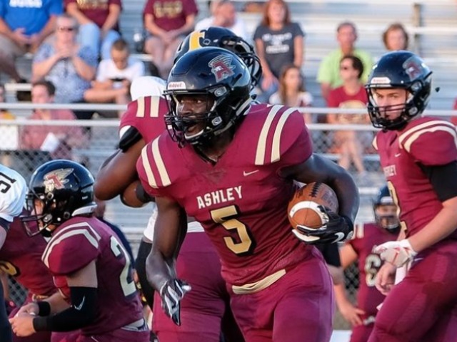 Ashley takes advantage of Fairmont miscues