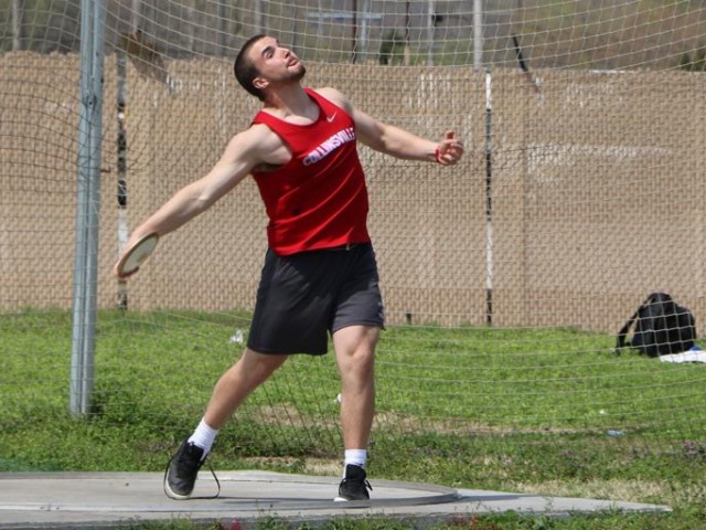 Collinsville's Zac Robbins wins discus state title