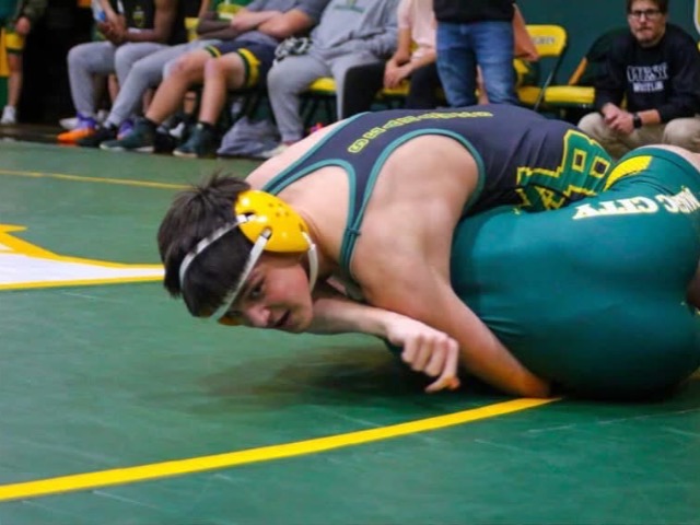 Wrestling Goes 3-0 in Florence