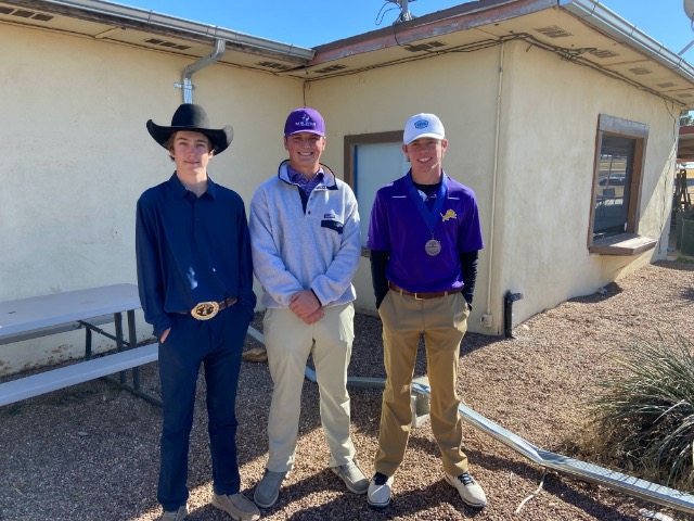 Varsity Boys Golf Team Wins 4th Place