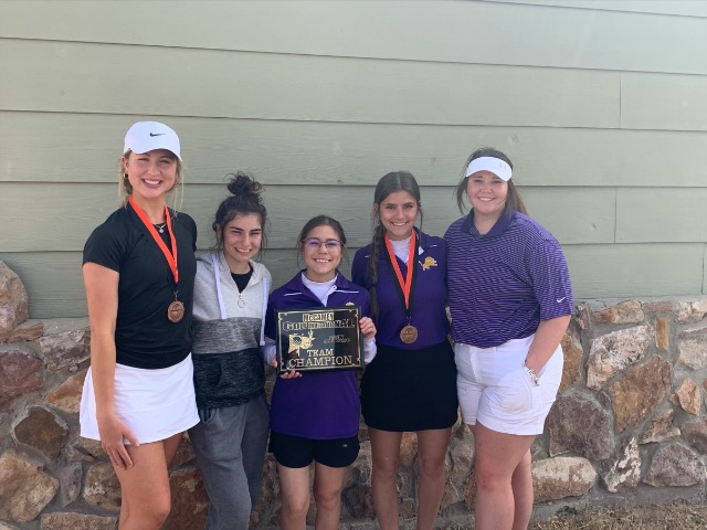 Varsity Girls Golf Team Wins McCamey Tourney