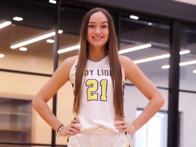 Raelee Garza Selected to FCA All-Star Game