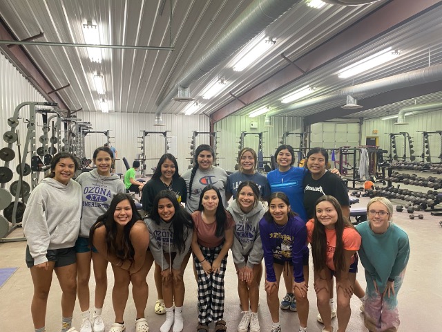 Lady Lions Powerlifters Qualify for Regionals