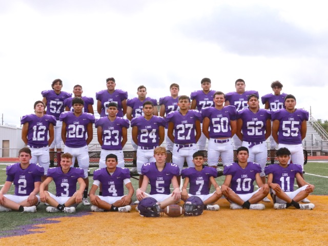 Lions Beat Center Point Pirates 36-0