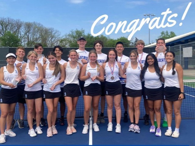 WILDCAT TENNIS DOES WELL IN DISTRICT TOURNAMENT