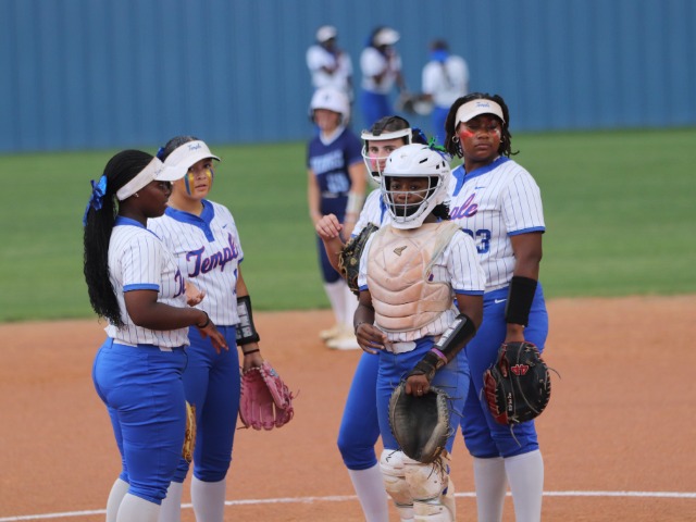 Wildcats JV White Drop Defensive Battle in Bryan