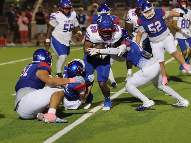 Hewitt Midway deals Temple second straight district loss, 27-7