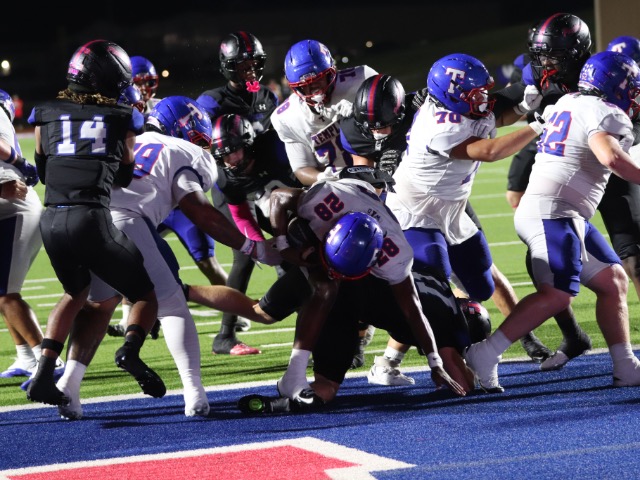 Midway builds early lead, rides big third quarter to win over Temple