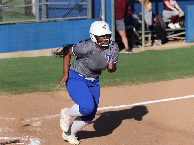 Early Explosion Carries JV Tem-Cats to Dominant Win Over Killeen