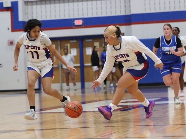 Tem-Cats use solid second half to pull away from Rudder for 49-29 win