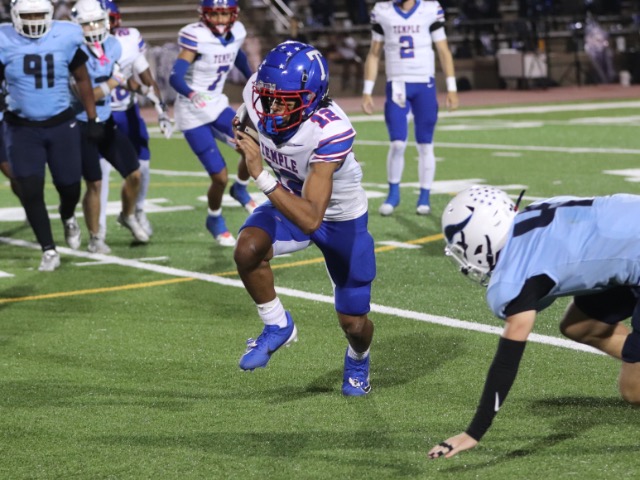 Tem-Cats get road win at Killeen 40-33