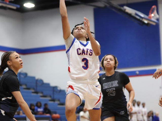 Tem-Cats close season with 61-24 loss to Killeen Shoemaker