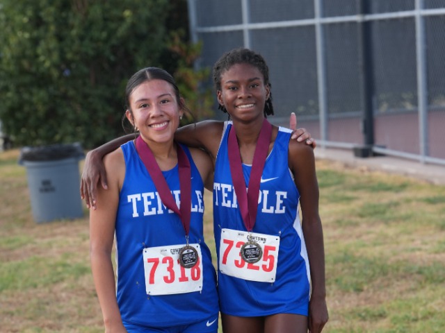 Tem-Cats Claim Podium Finish at Ennis Lions Den Invitational as Staples Takes Individual Gold