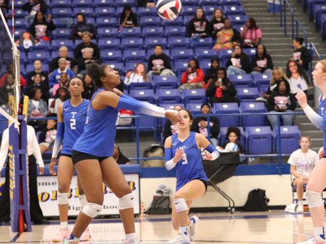 Temple aims to cap home slate with win over Cove